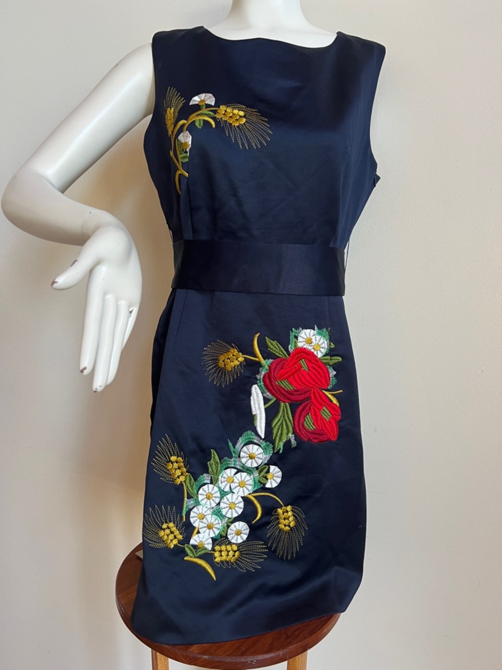 Friday Navy Embroidered Sleeveless Sheath Dress with belt